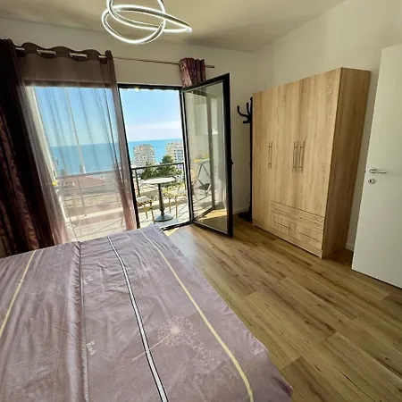 Adriatic 301 Elevated Marina & Seaview Retreat Daire